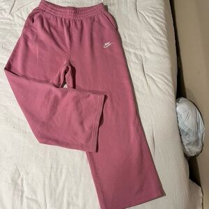 Nike Rose Joggers 🩷 kids XL or women’s small
